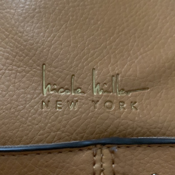 Multi-pocket purse - Picture 3 of 3